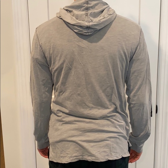 Grey long sleeve hoodie - Picture 2 of 2